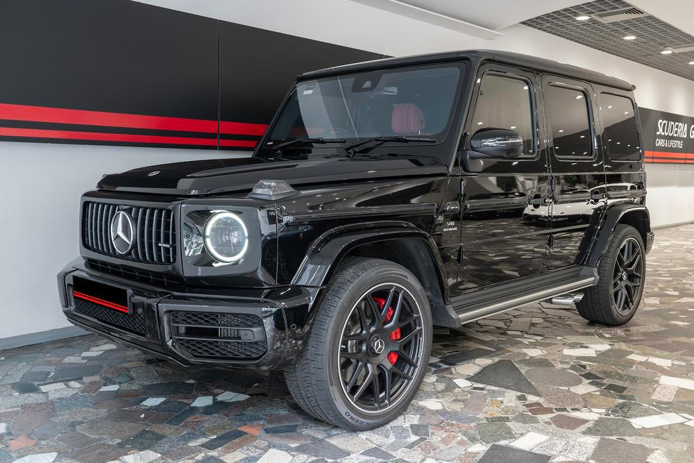 mercedes-benz-G63-AMG-black-img01
