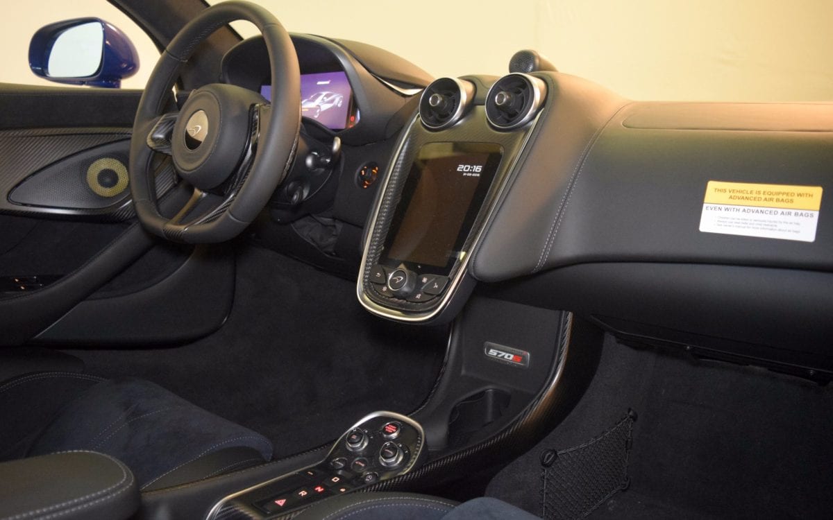 McLaren-570s-coupe-13